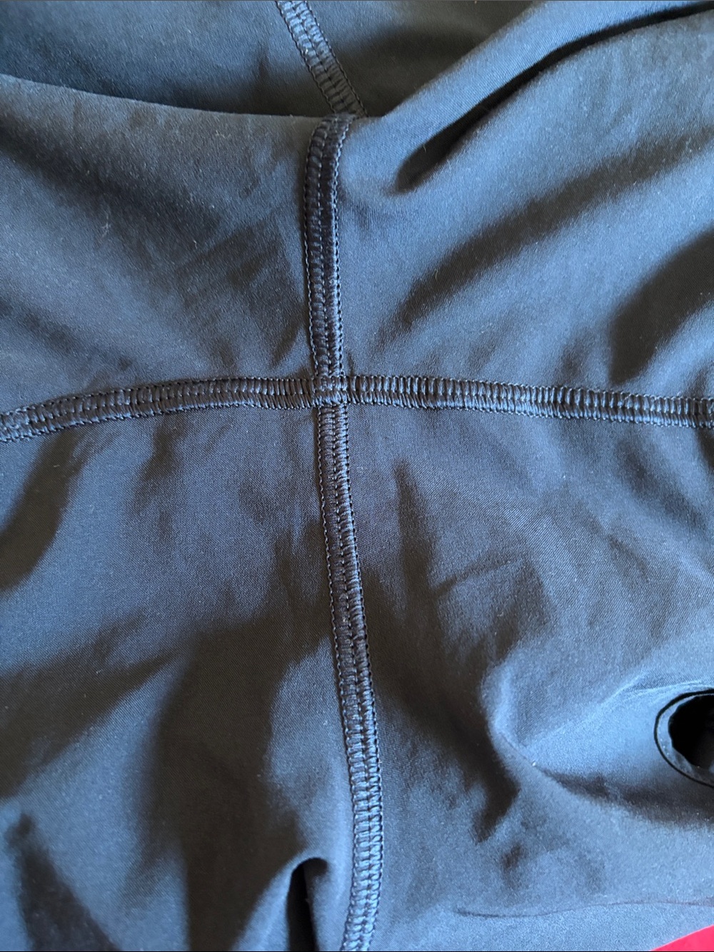 Lululemon Hotty Hot Short II Long 4” Size 6 Navy Blue Athletic Running Workout - Picture 5 of 6